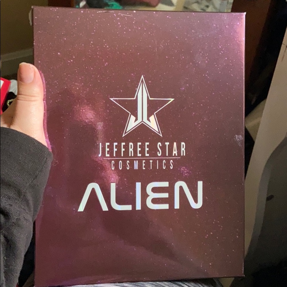 Jeffree Star Cosmetics Alien Palette